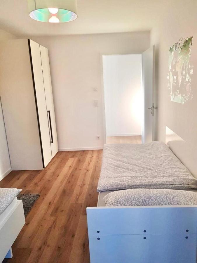 Apartments Bei Playmobil 1,130M2,24H Self Check-In, Free Parking Zirndorf Luaran gambar